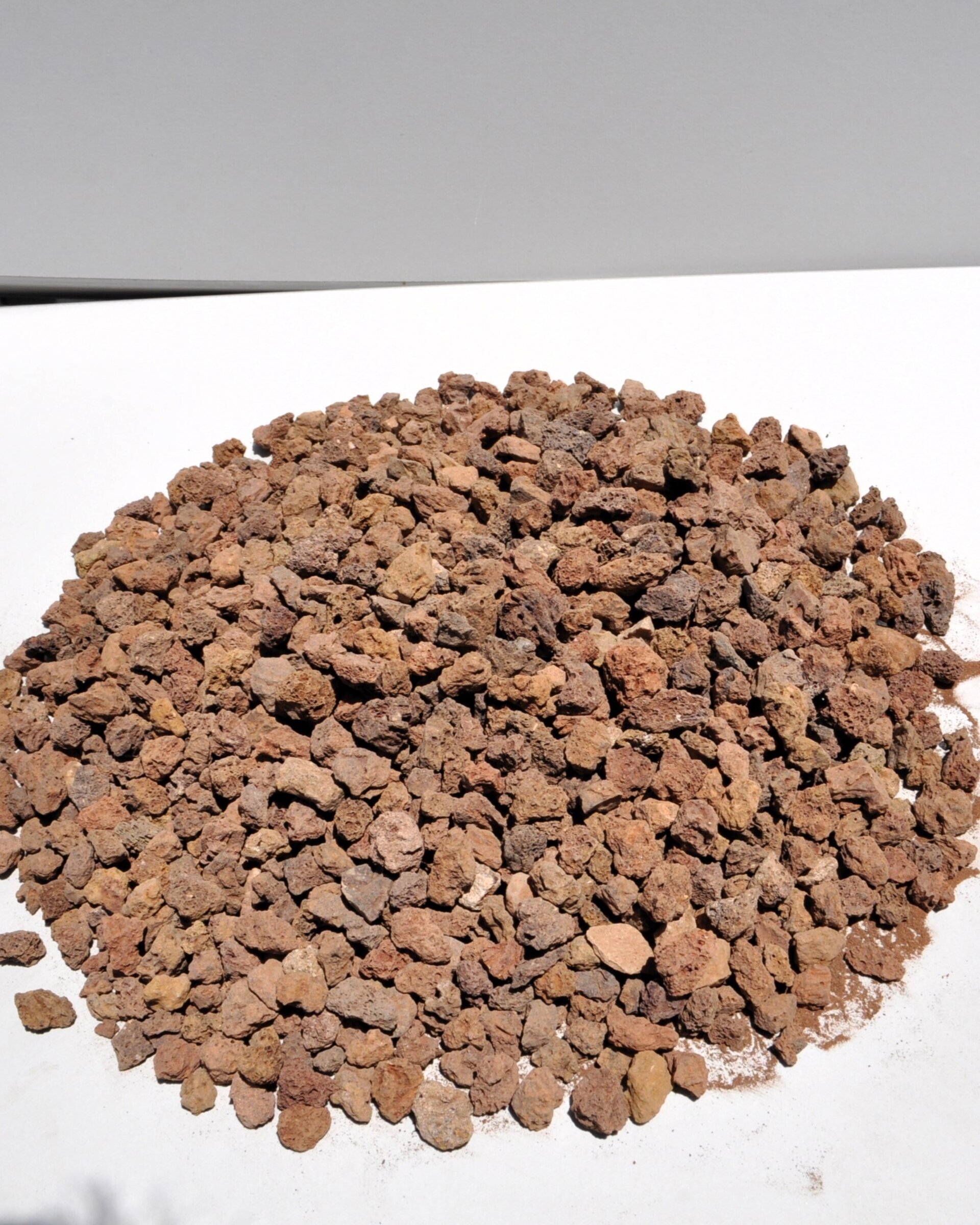 Grava volcánica - paquete 500 gr. - 2
